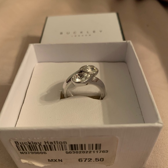 Ring - Picture 5 of 6